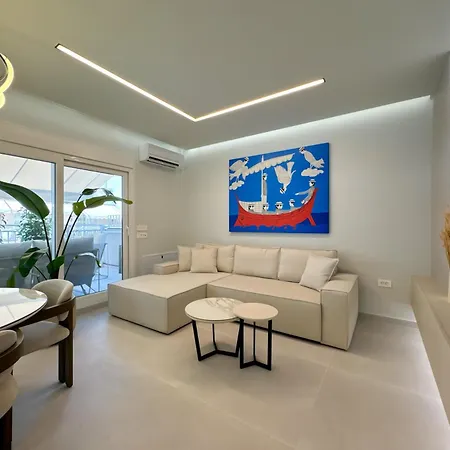 Luxurious Penthouse Centre Apartment *