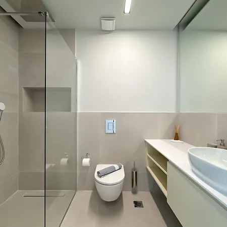 Luxurious Penthouse Centre