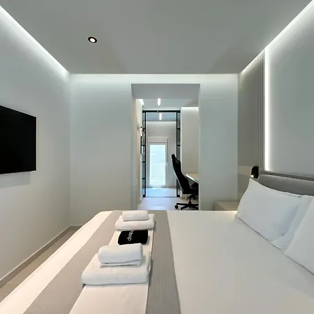 Luxurious Penthouse Centre Apartment