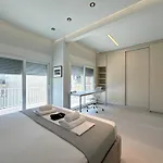 アパート Luxurious Penthouse Centre