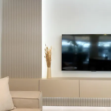 Luxurious Penthouse Centre アパート *