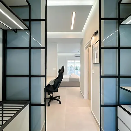 アパート Luxurious Penthouse Centre