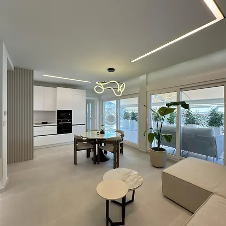 Luxurious Penthouse Centre Apartman Szaloniki