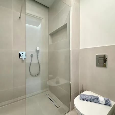 Apartman Luxurious Penthouse Centre *